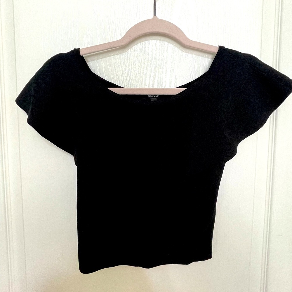 Beautiful girly top Studio F